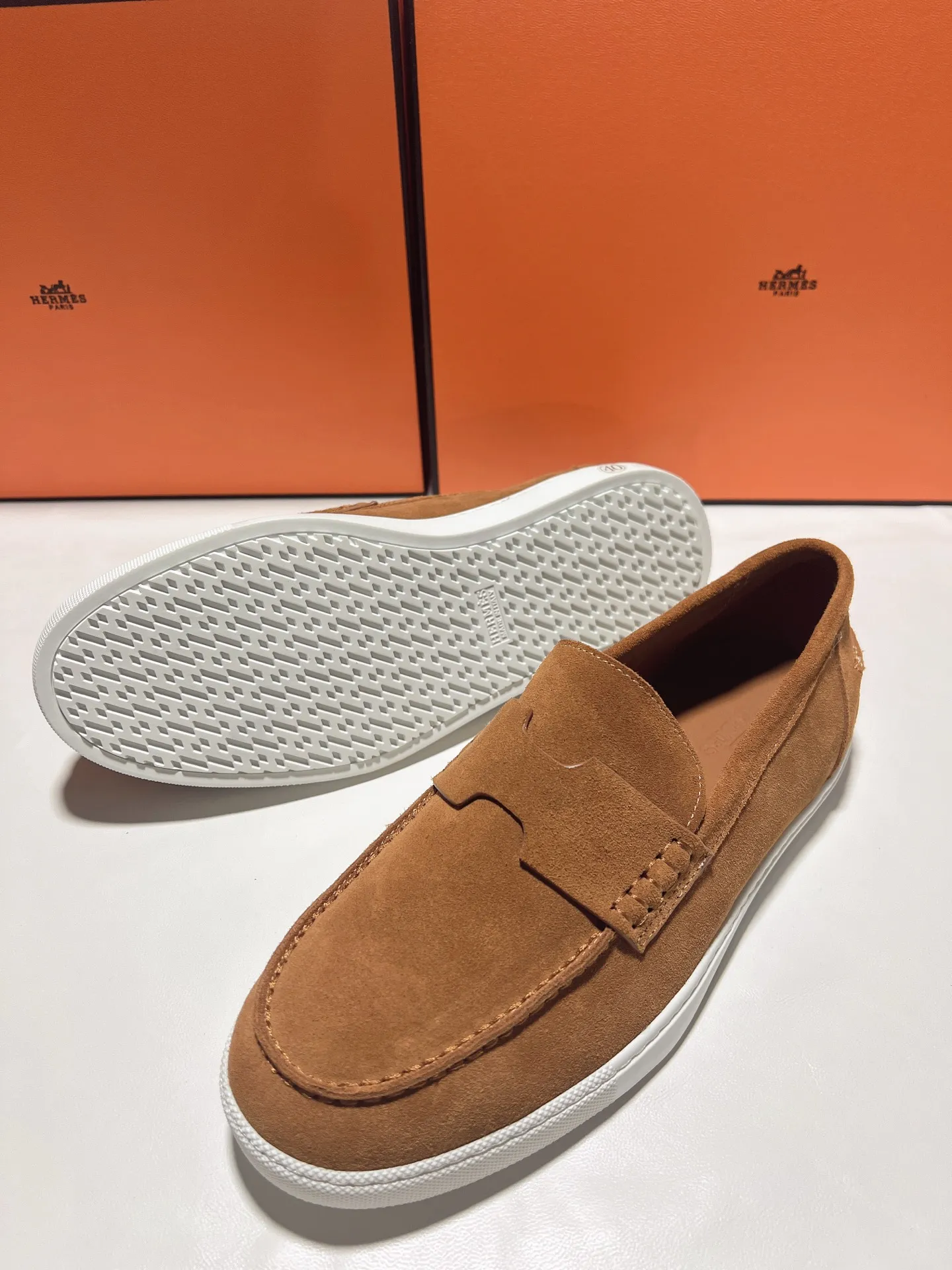 👟👟Ex-factory price 540👟👟 ♥2025 HERMES The latest hot model, the official website is developed simultaneously, original quality Size: Women's size 36/46